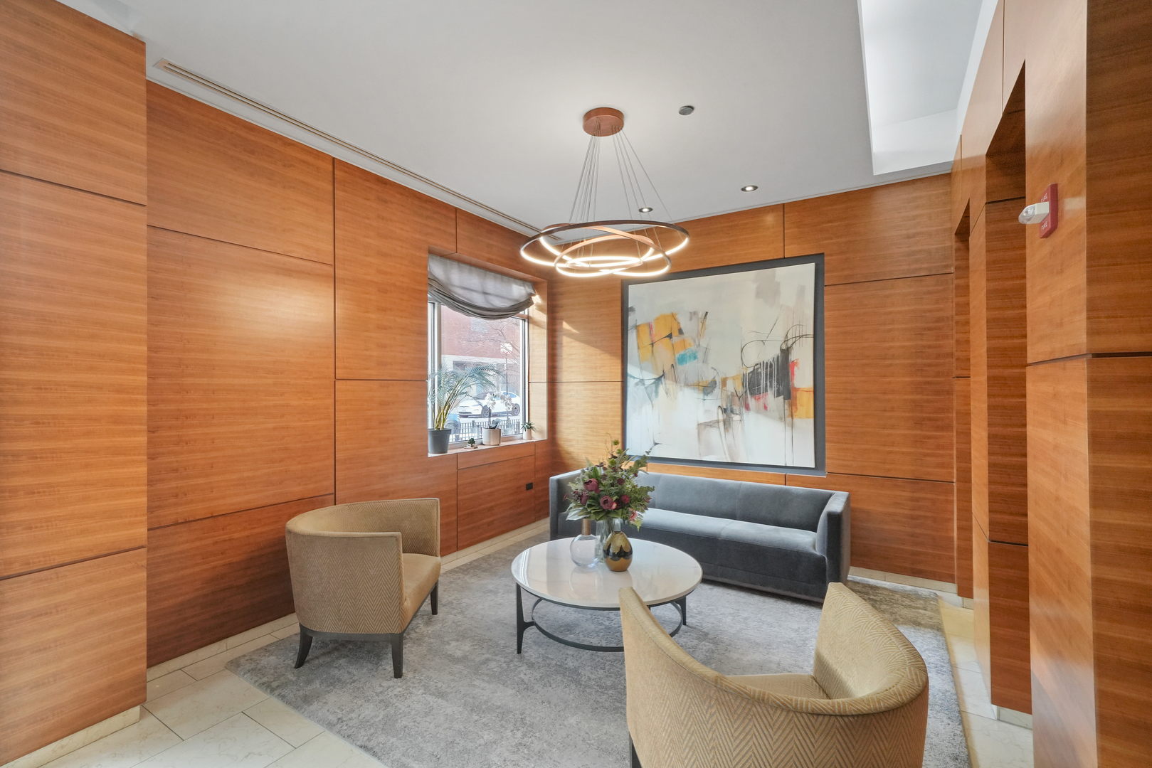 1629 S Prairie Avenue Unit: 908