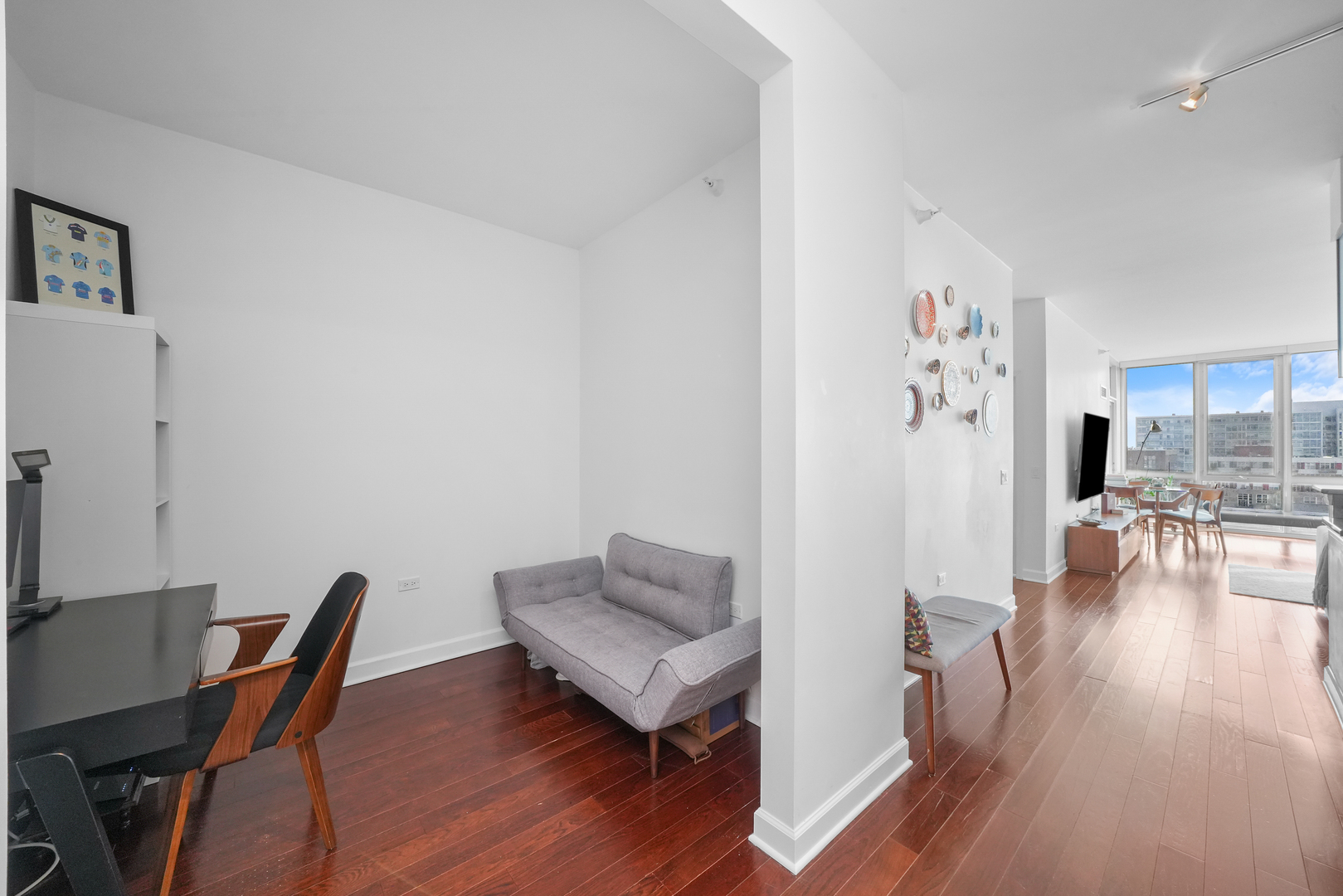 1629 S Prairie Avenue Unit: 908