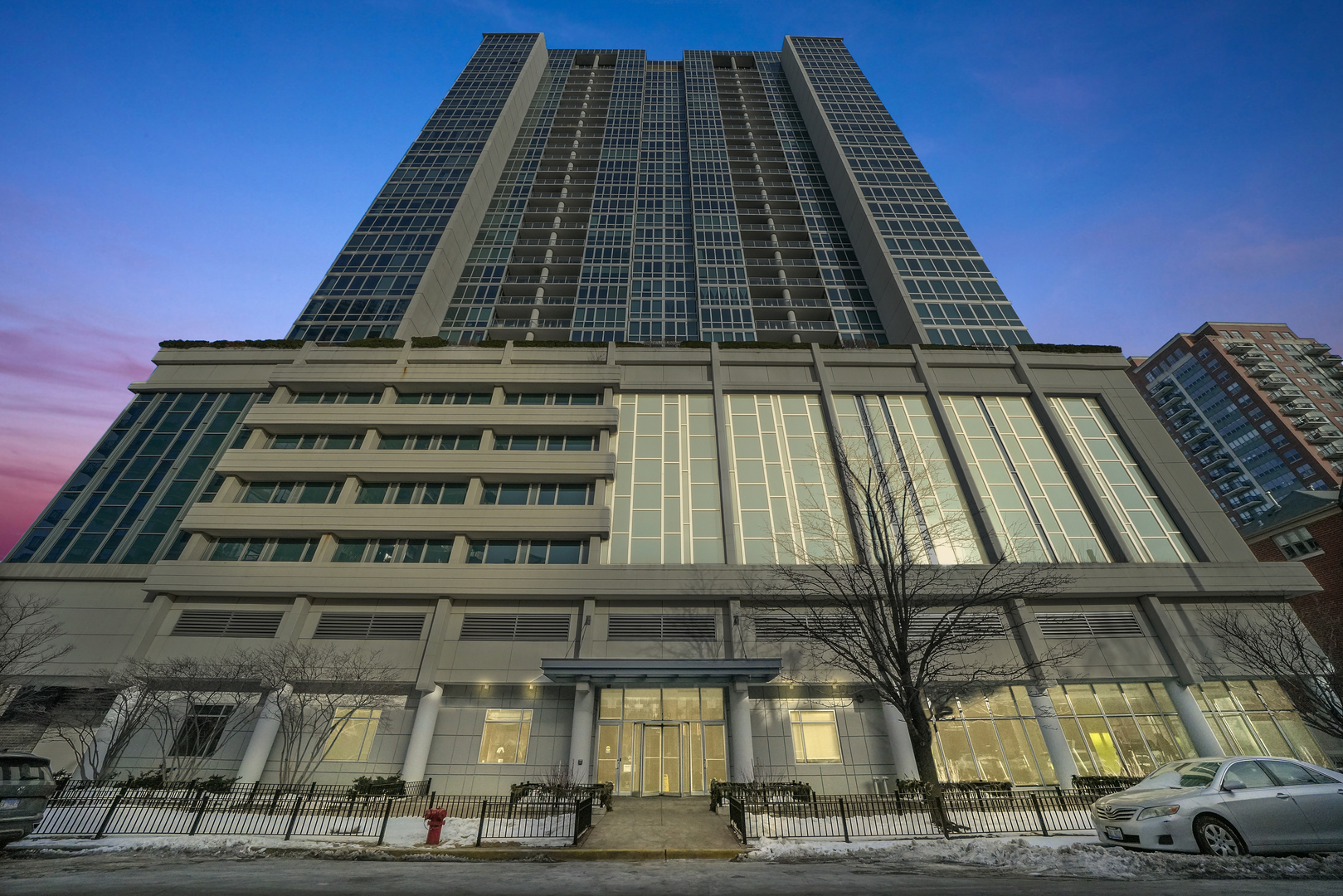 1629 S Prairie Avenue Unit: 908