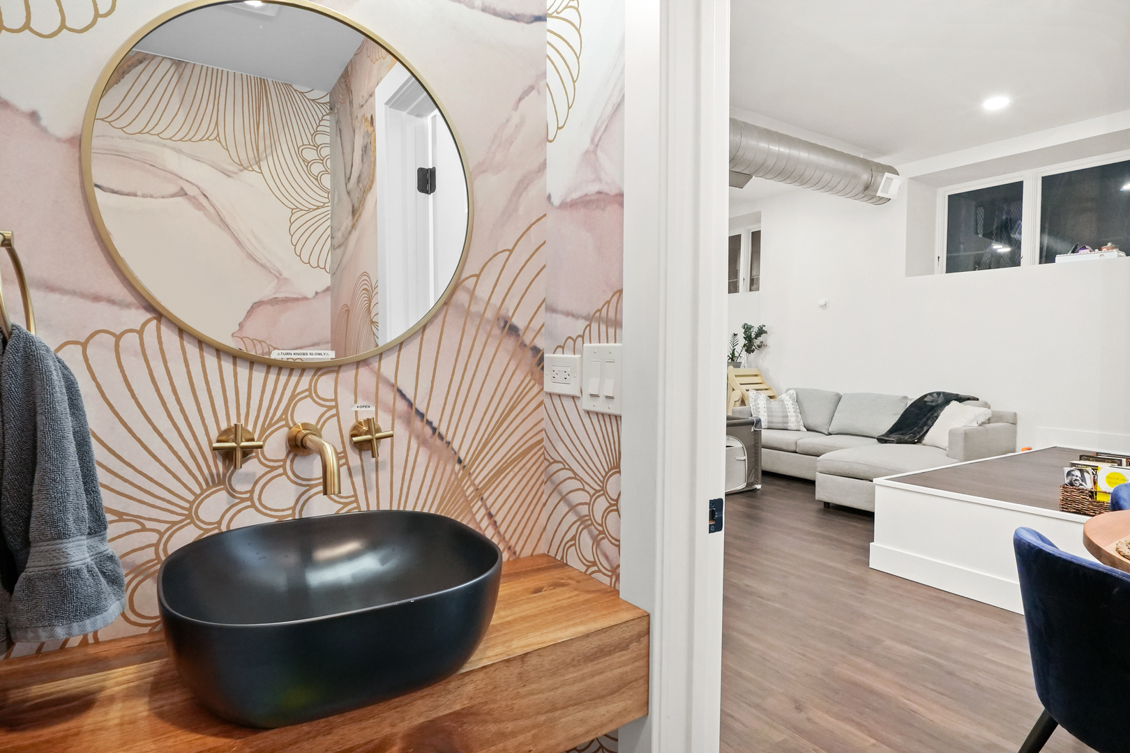 2101 W Rice Street Unit: 100