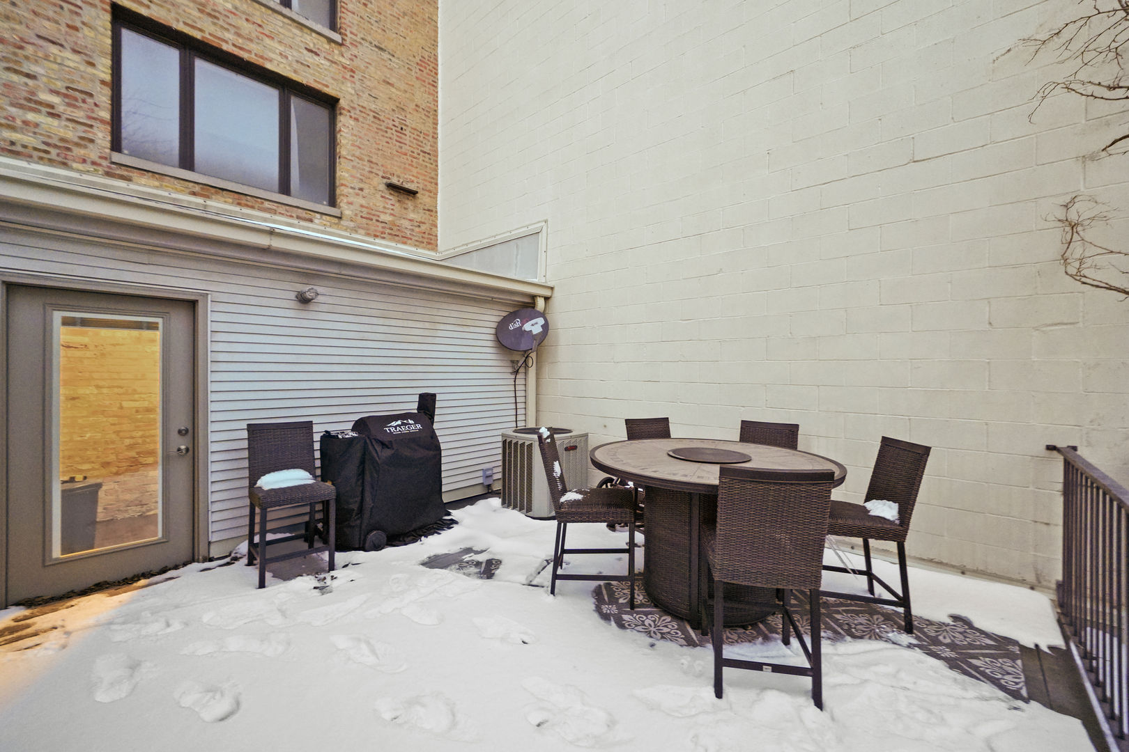 2101 W Rice Street Unit: 100