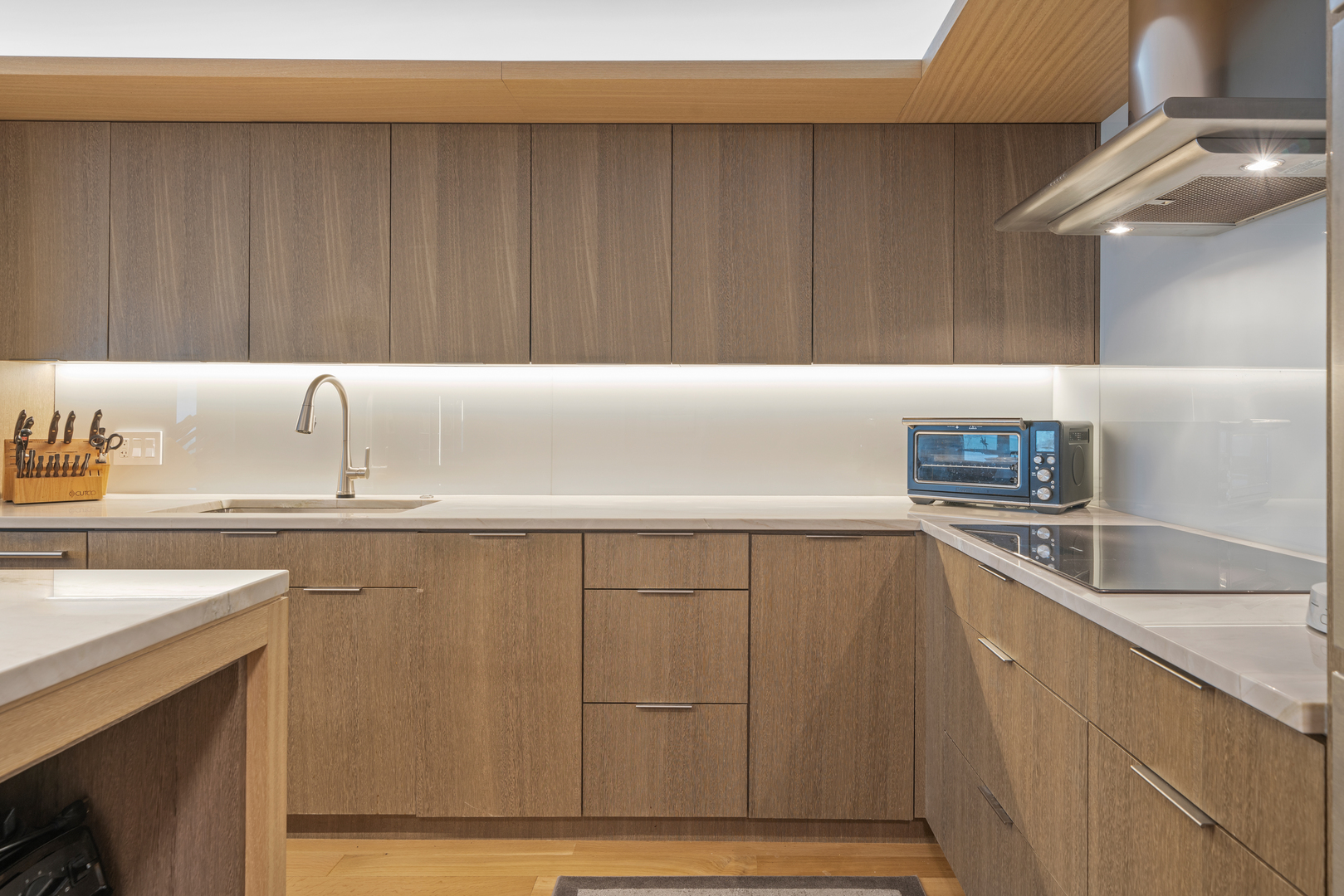 1440 N LAKE SHORE Drive Unit: 10EG