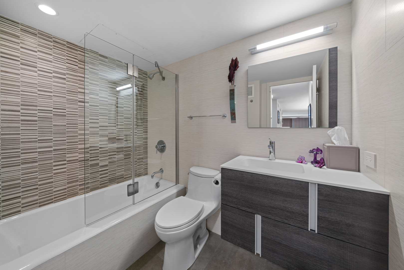 1440 N LAKE SHORE Drive Unit: 10EG