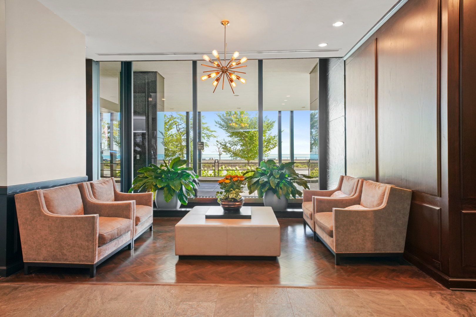 1440 N LAKE SHORE Drive Unit: 10EG