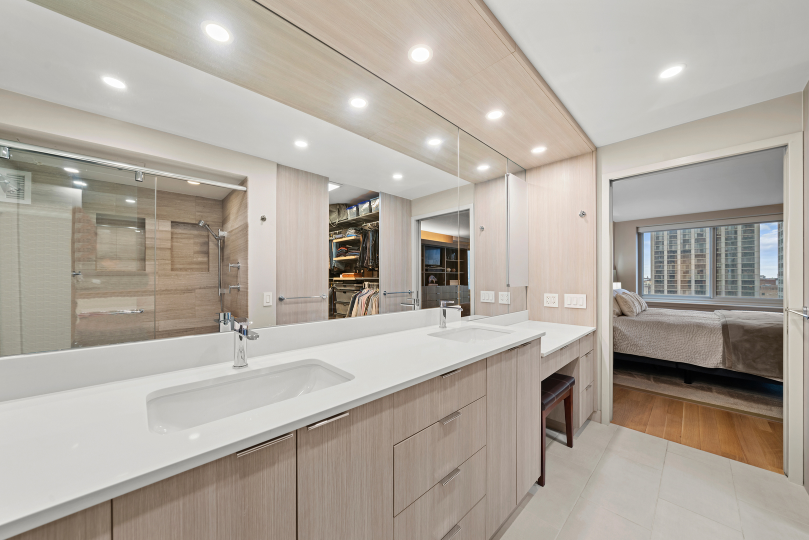 1440 N LAKE SHORE Drive Unit: 10EG