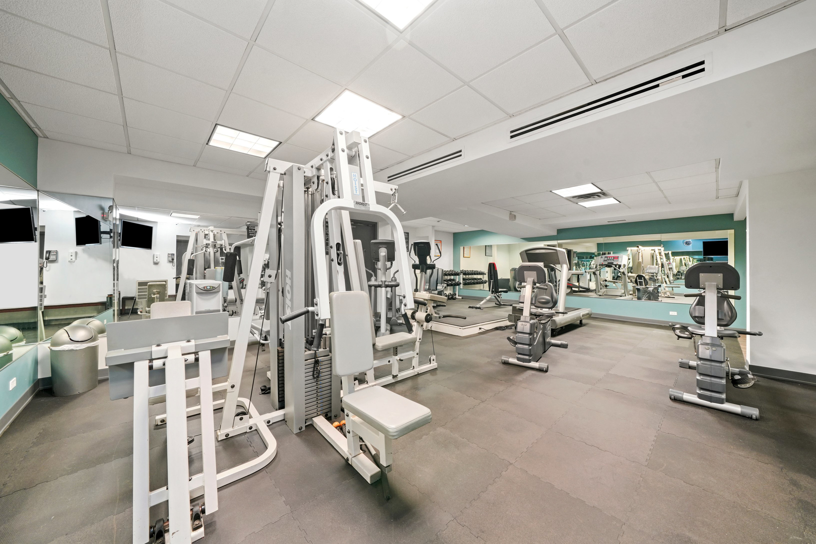 1440 N LAKE SHORE Drive Unit: 10EG