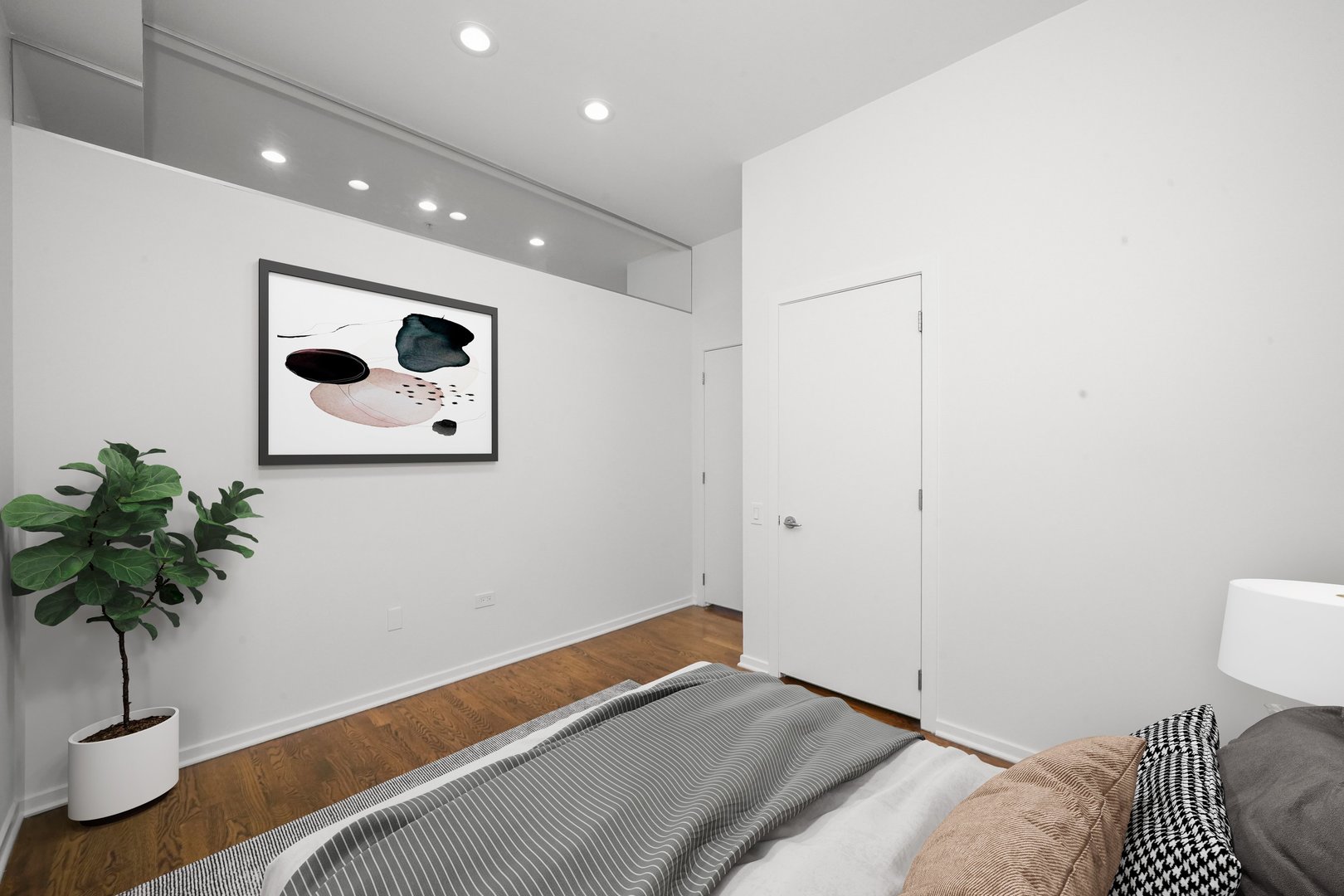 500 W Superior Street Unit: 2009