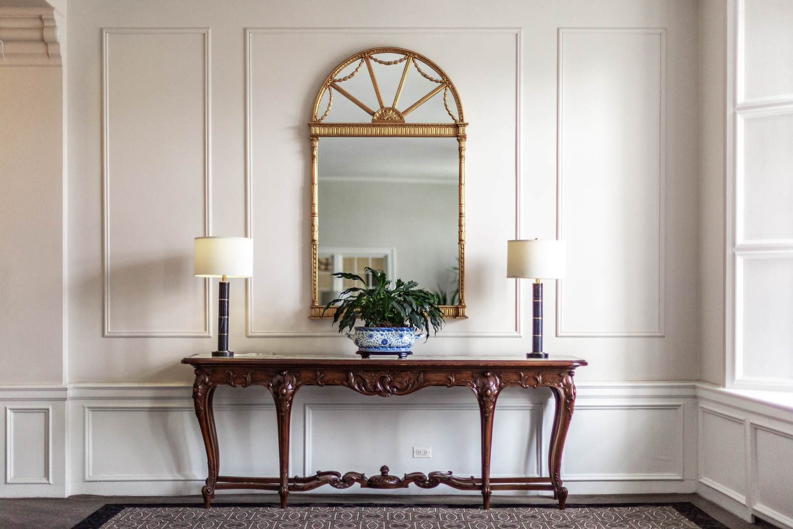 4300 N Marine Drive Unit: 706