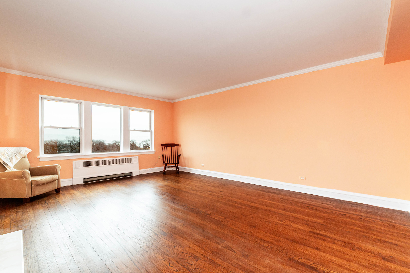 4300 N Marine Drive Unit: 706