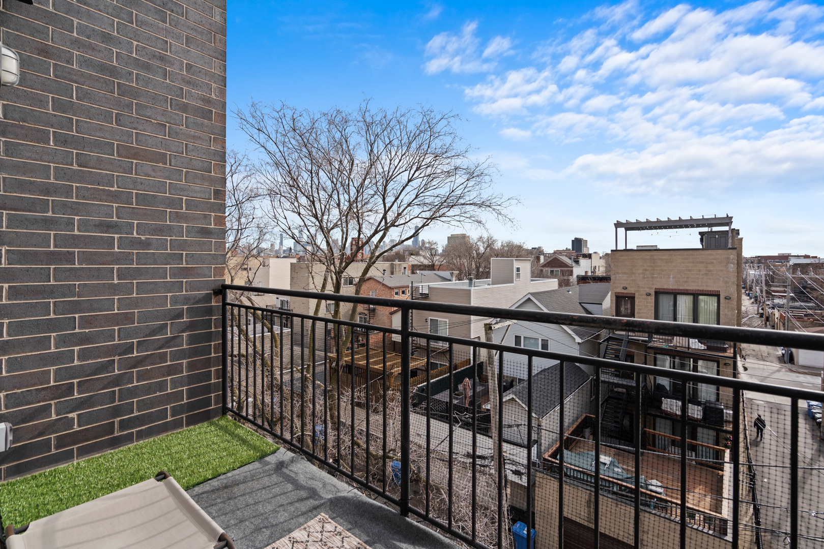 1747 W North Avenue Unit: 3
