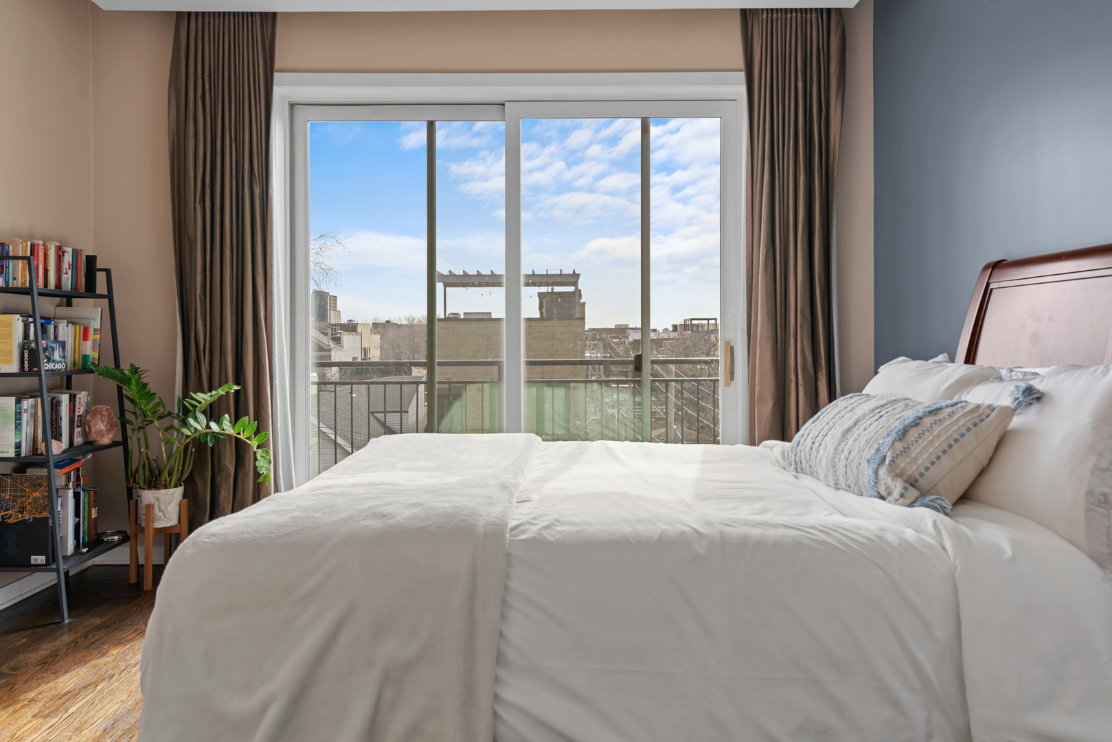 1747 W North Avenue Unit: 3