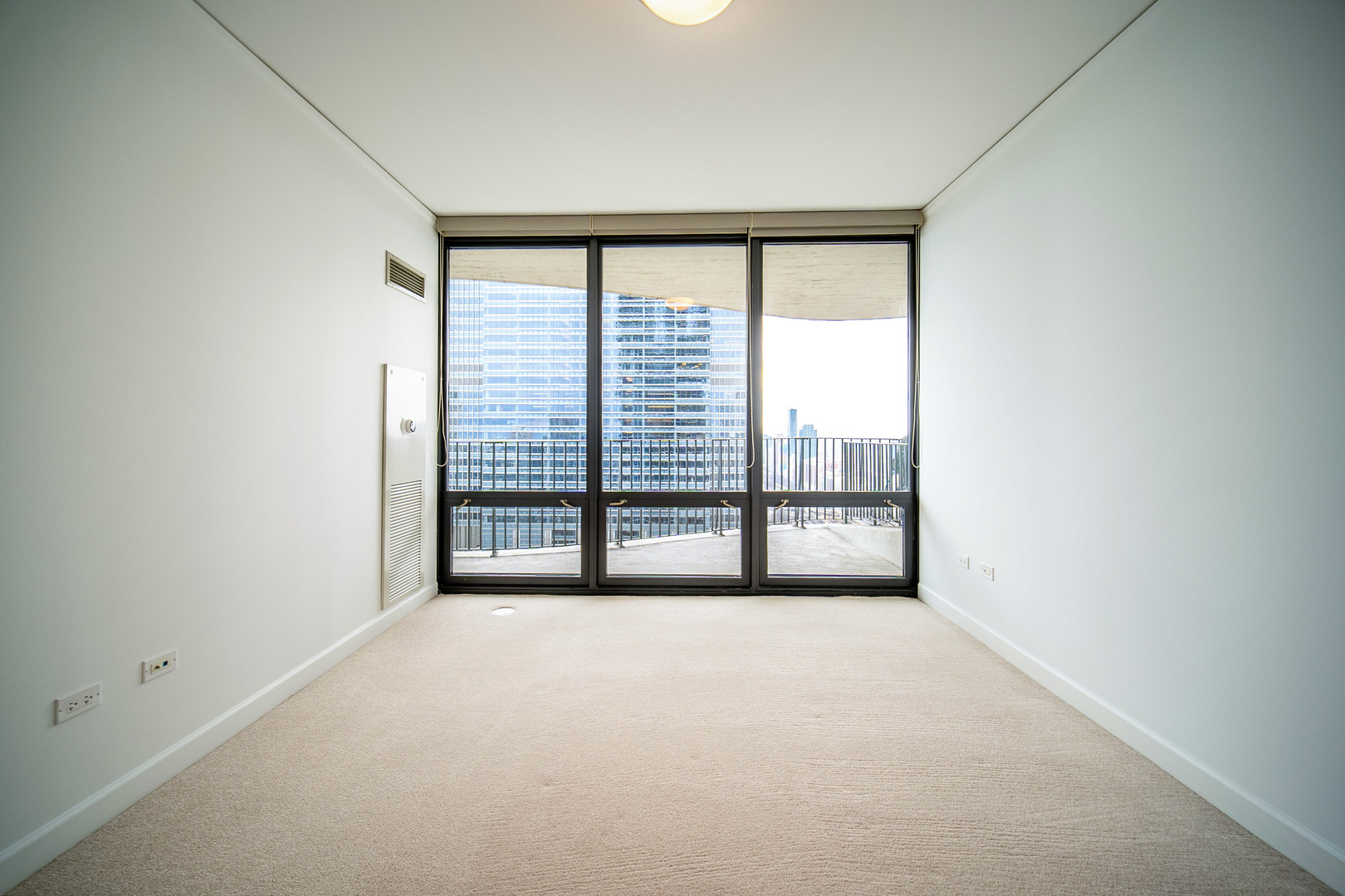 225 N Columbus Drive Unit: 5413