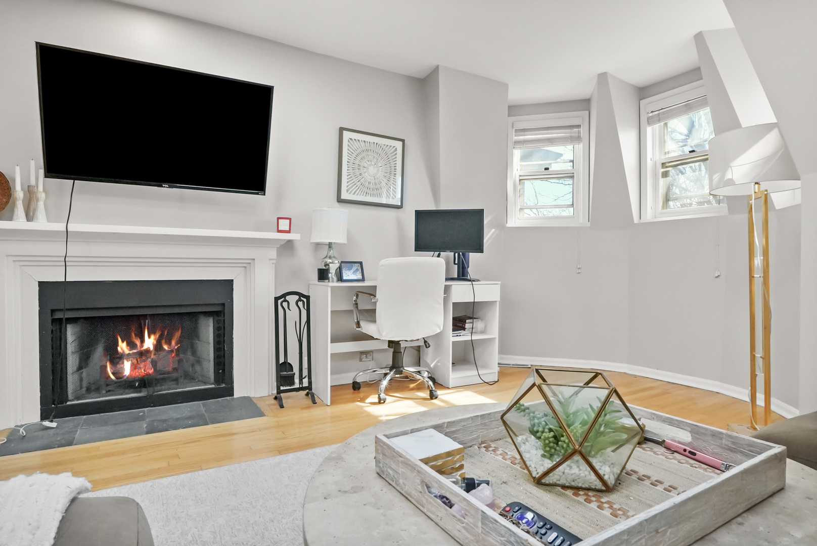 1104 W WEBSTER Avenue Unit: 301