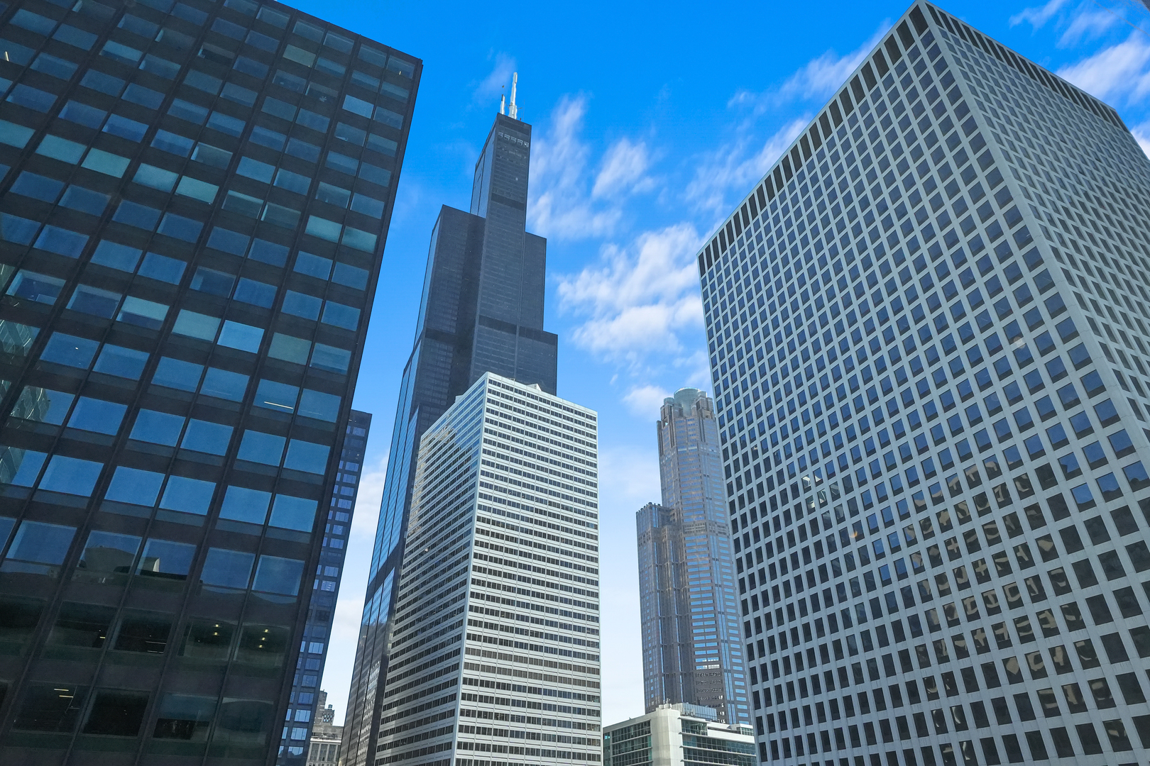 130 S CANAL Street Unit: 517