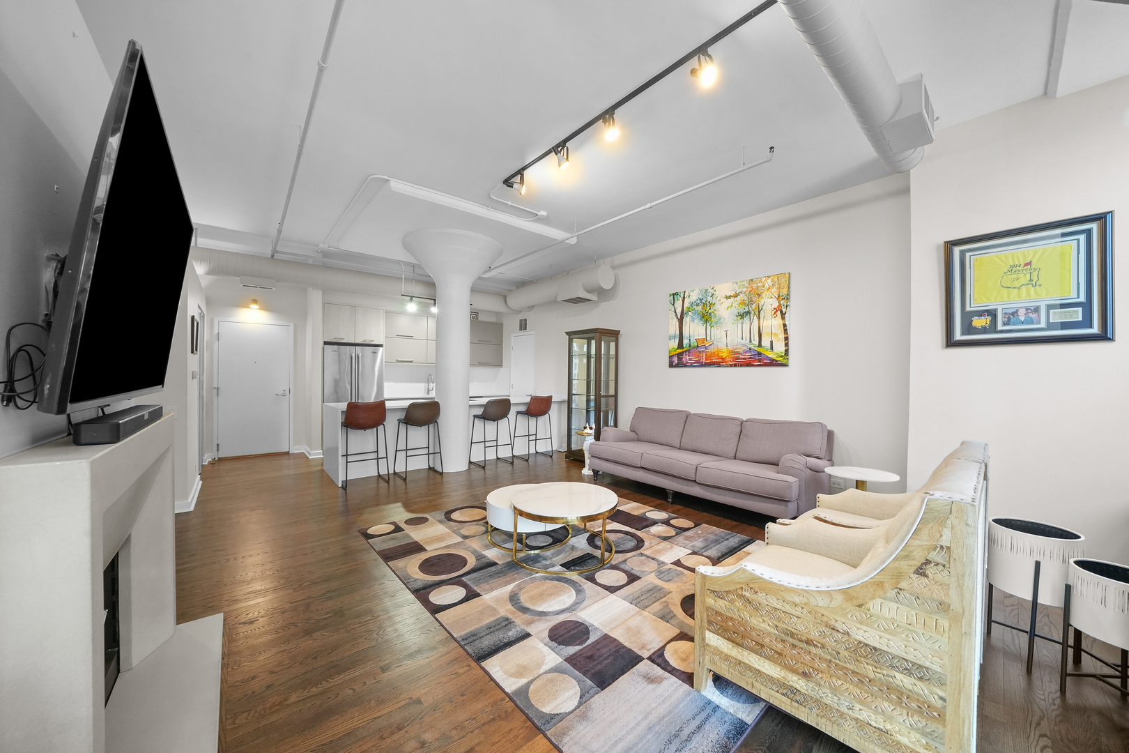 130 S CANAL Street Unit: 517