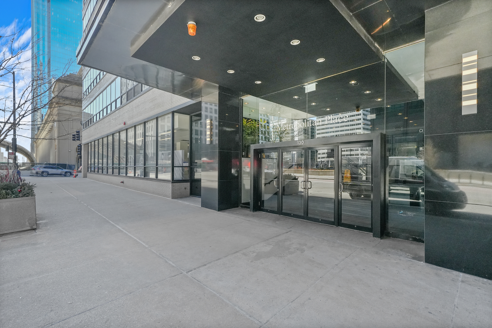 130 S CANAL Street Unit: 517