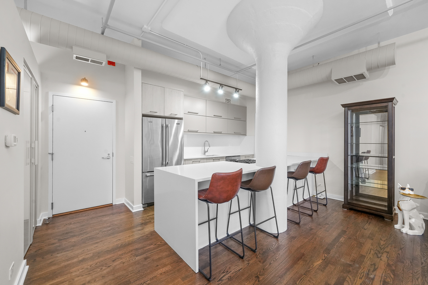130 S CANAL Street Unit: 517