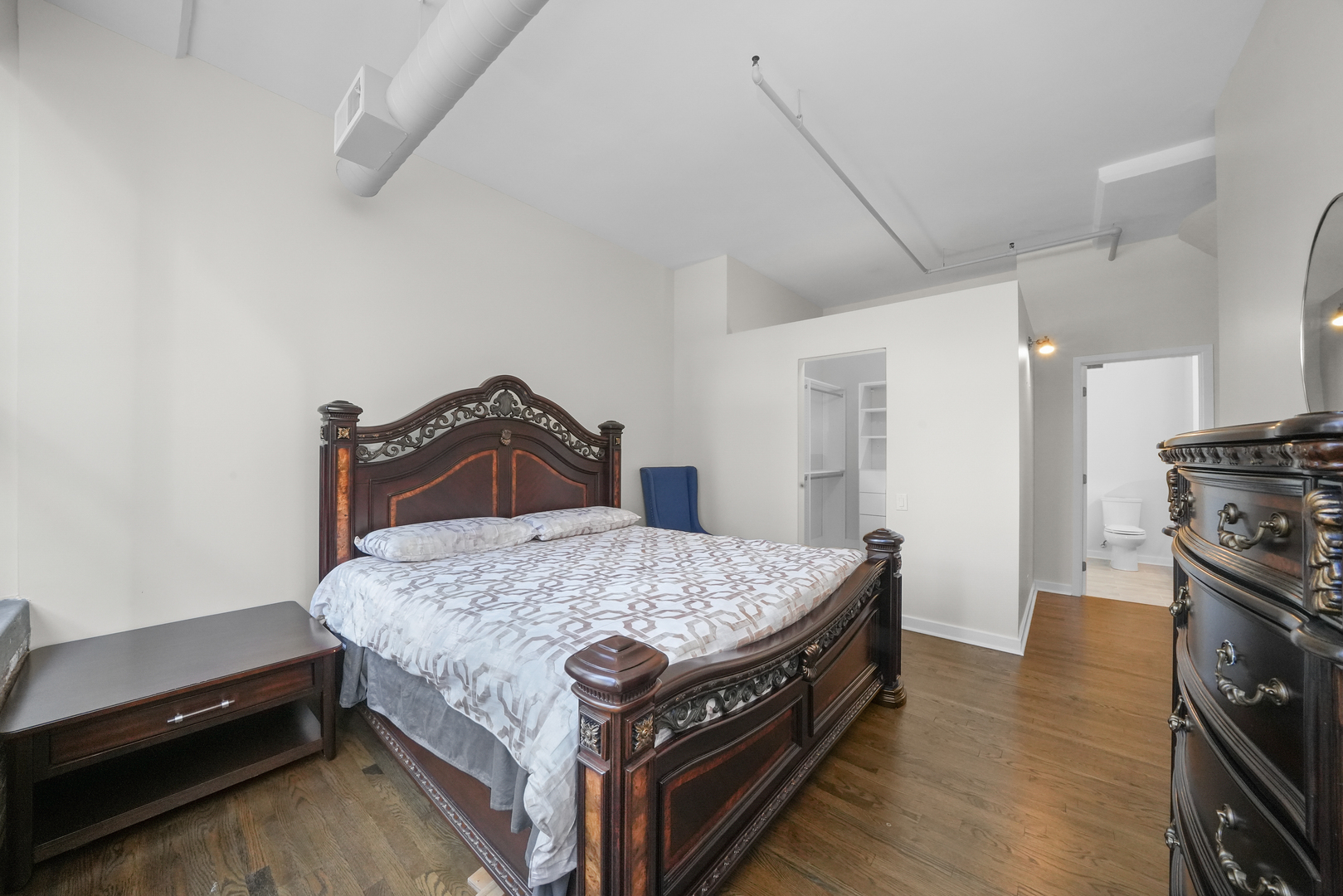 130 S CANAL Street Unit: 517