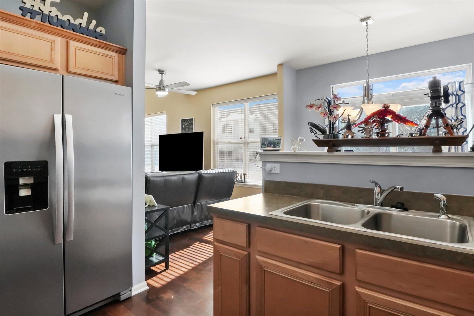 2124 Sunrise Circle