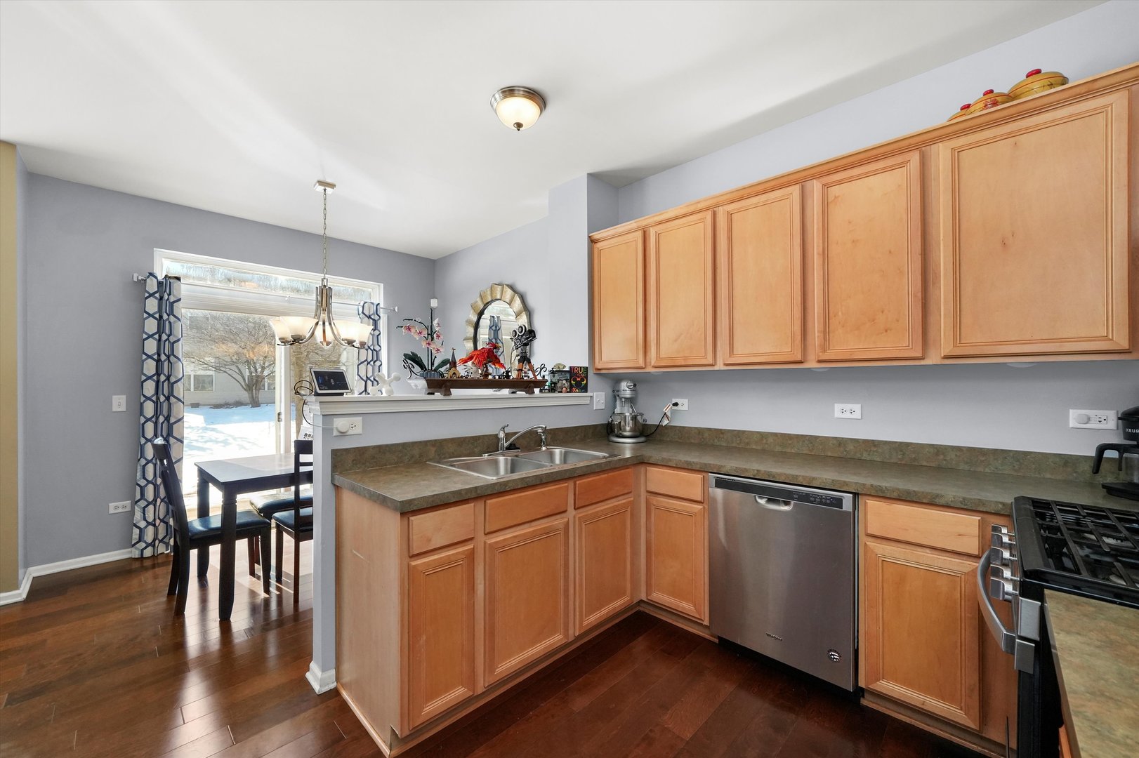 2124 Sunrise Circle
