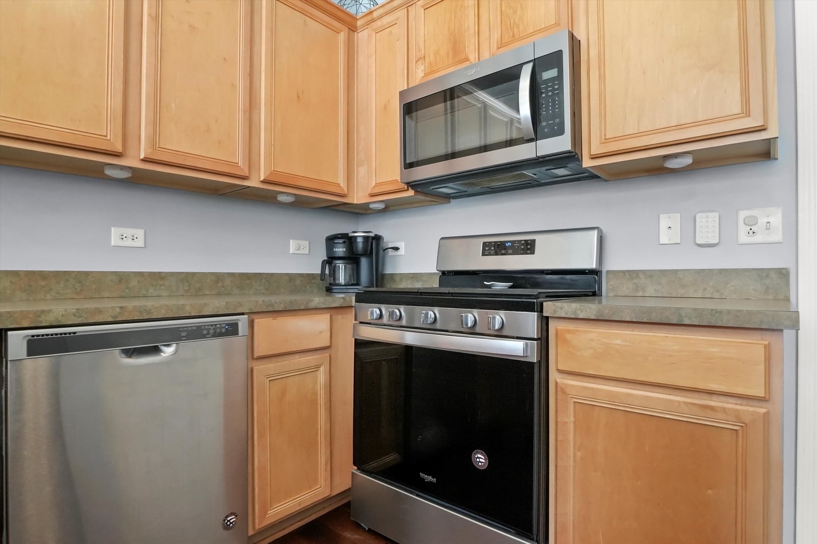 2124 Sunrise Circle