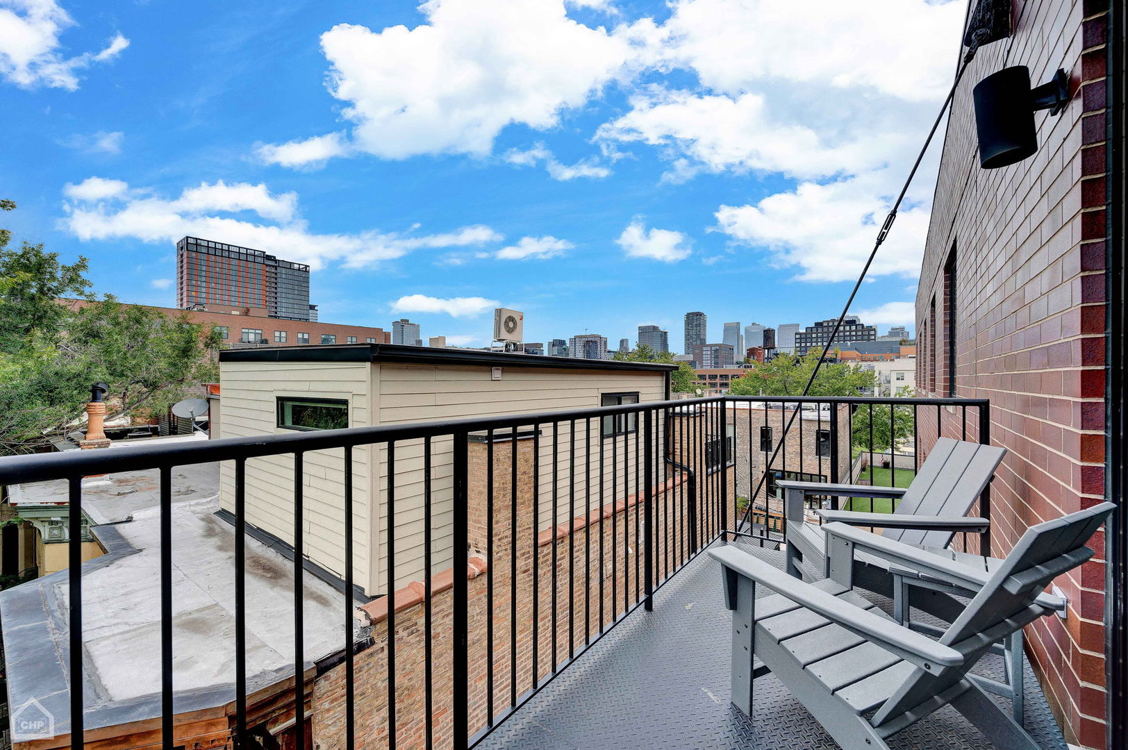 1312 W Madison Street Unit: 4A