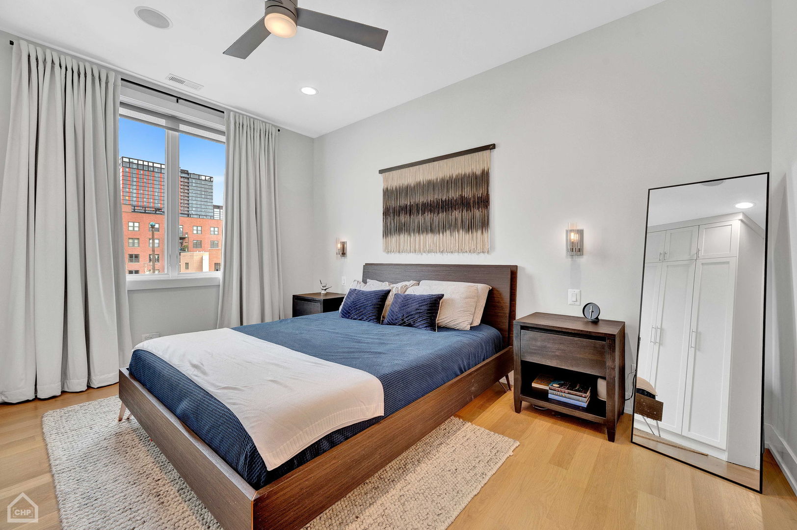 1312 W Madison Street Unit: 4A