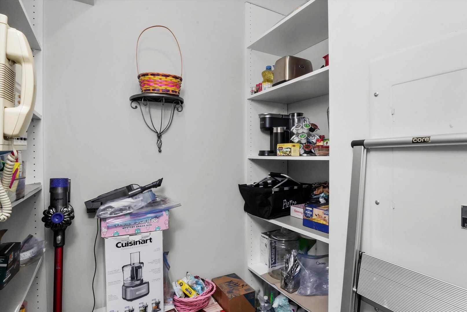 175 E Delaware Place Unit: 8005