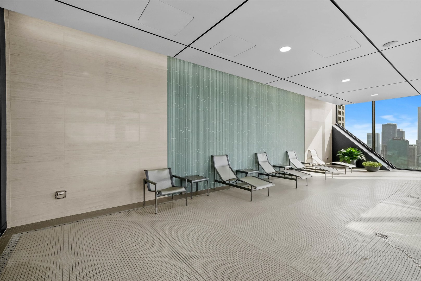 175 E Delaware Place Unit: 8005