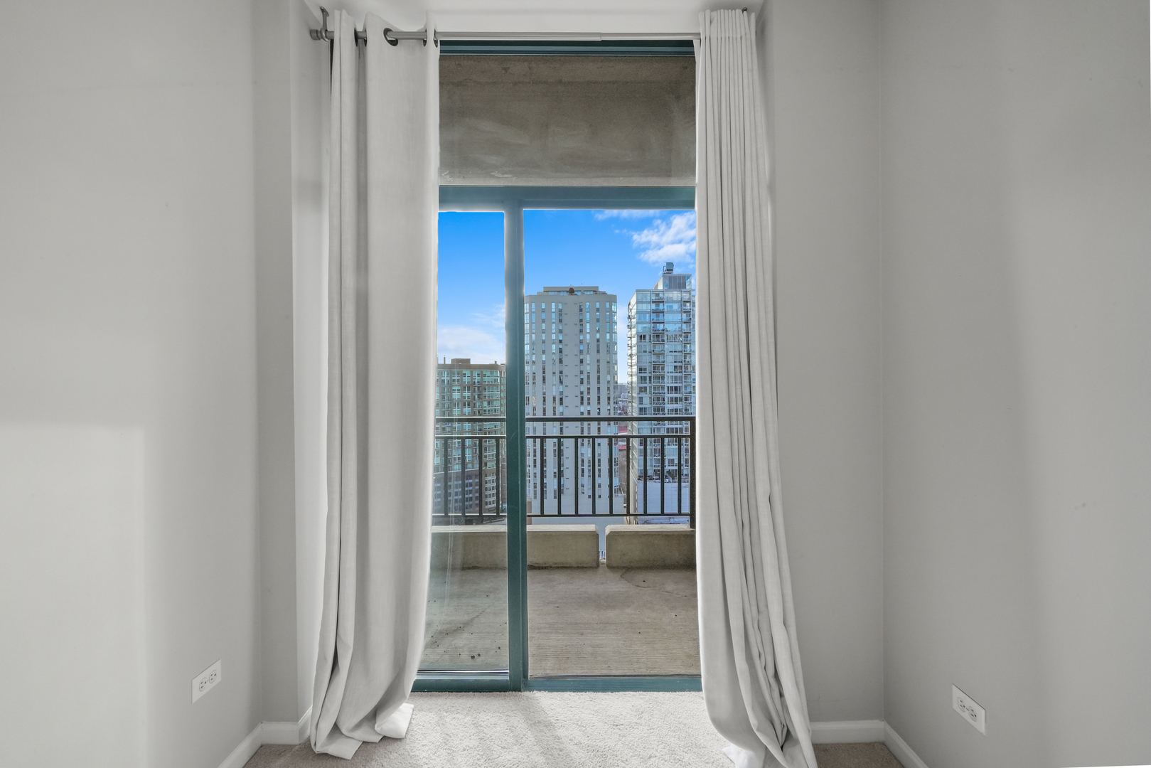 400 W Ontario Street Unit: 1708