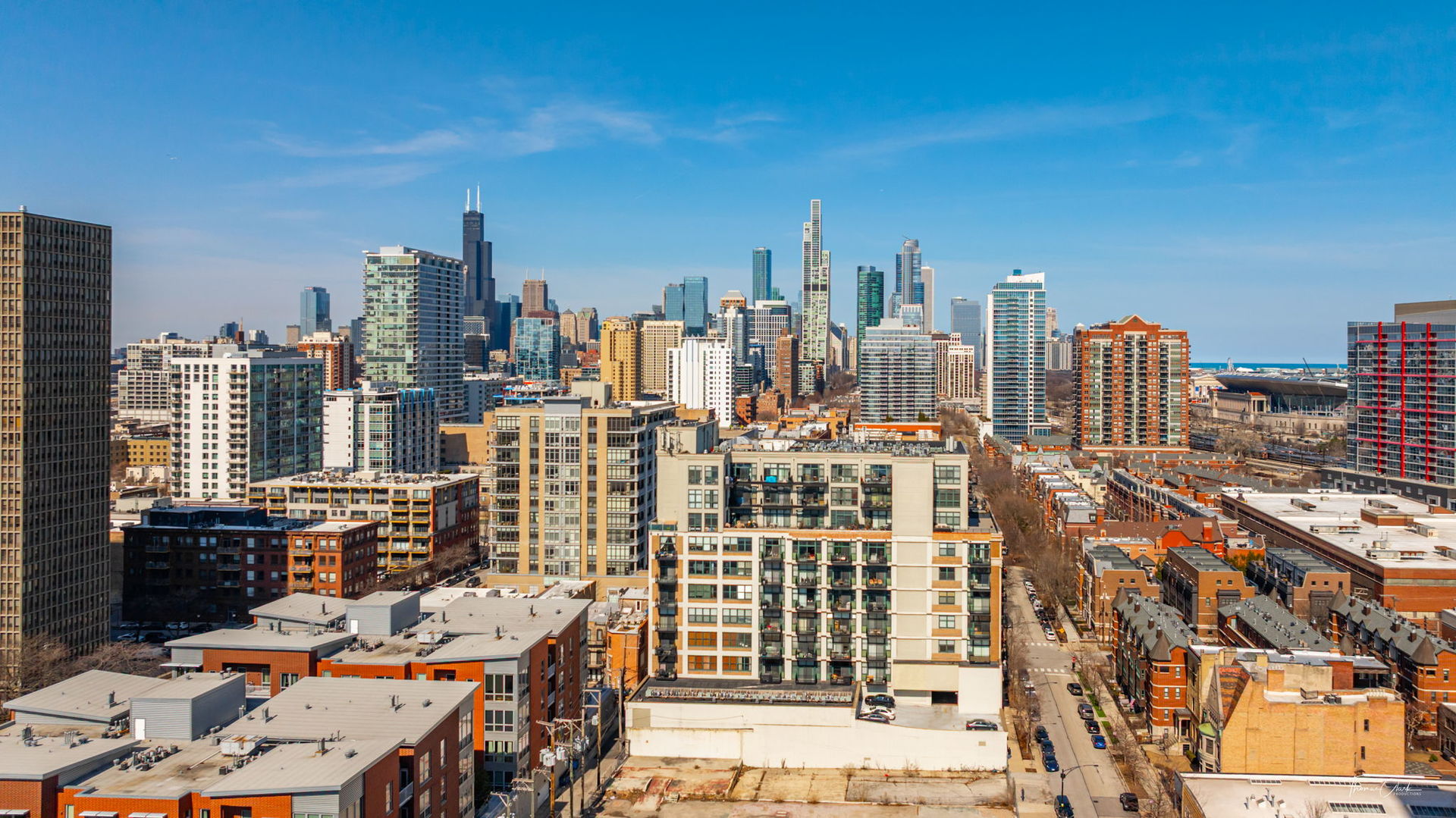 221 E Cullerton Street Unit: 417