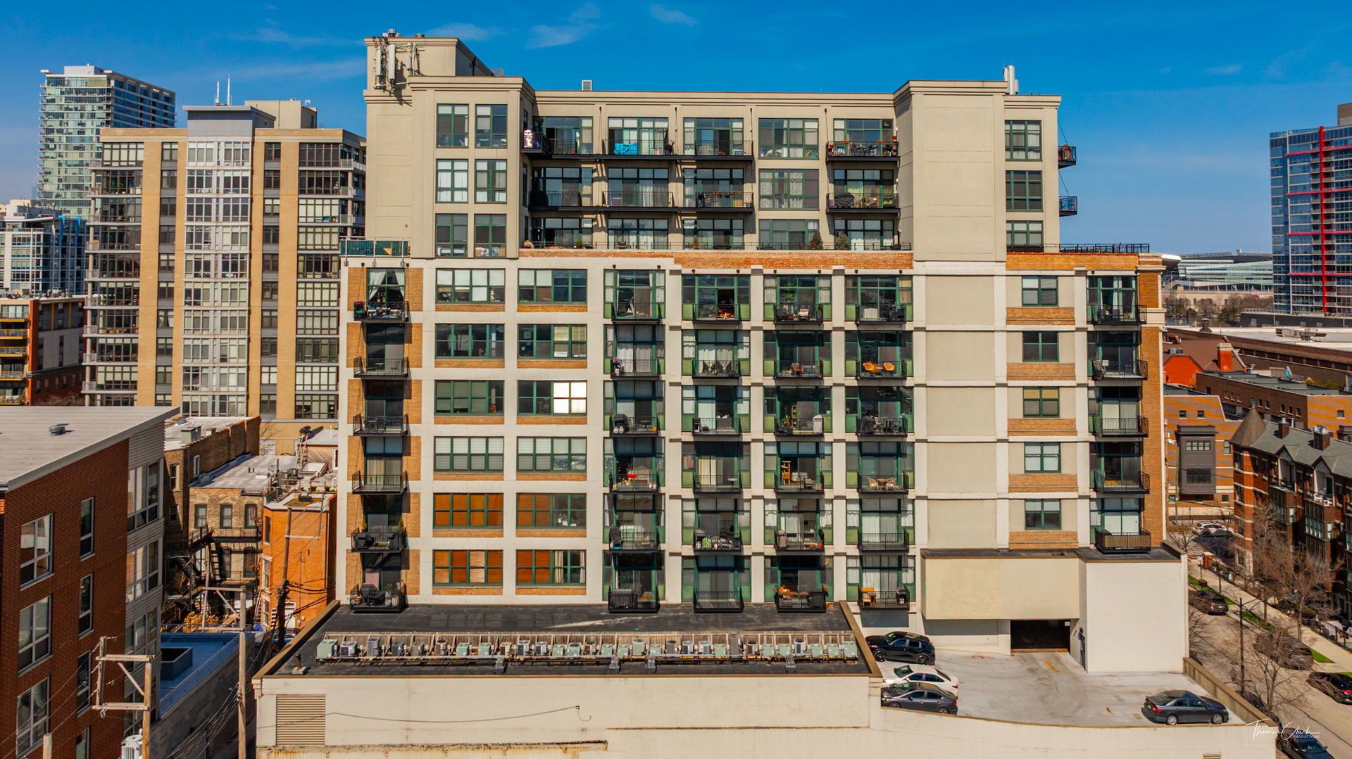 221 E Cullerton Street Unit: 417