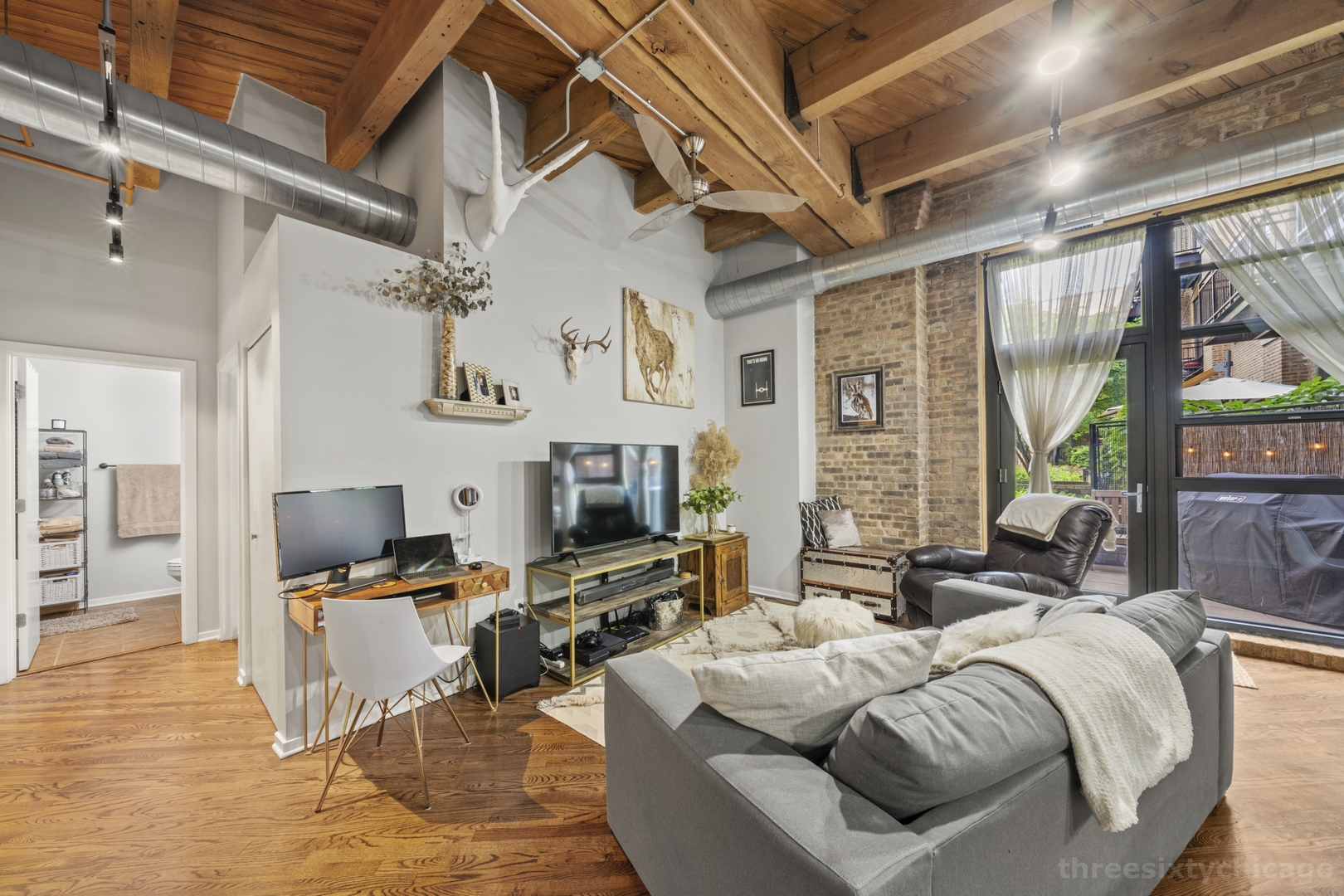 1040 W Adams Street Unit: 274