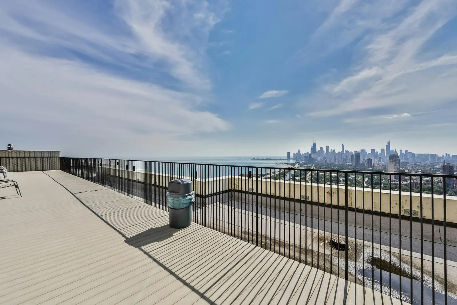2800 N Lake Shore Drive Unit: 709
