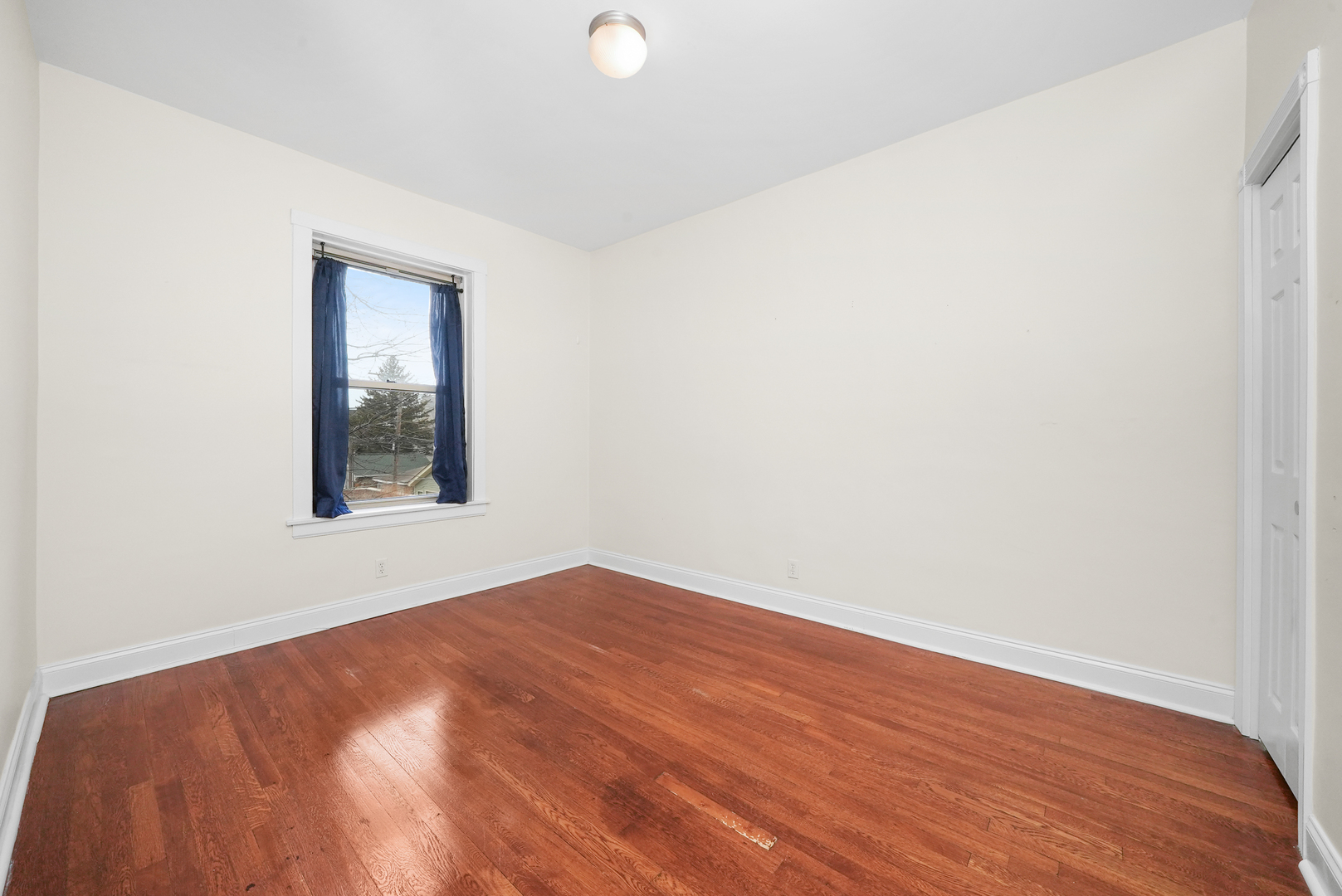 2314 W Byron Street Unit: 2