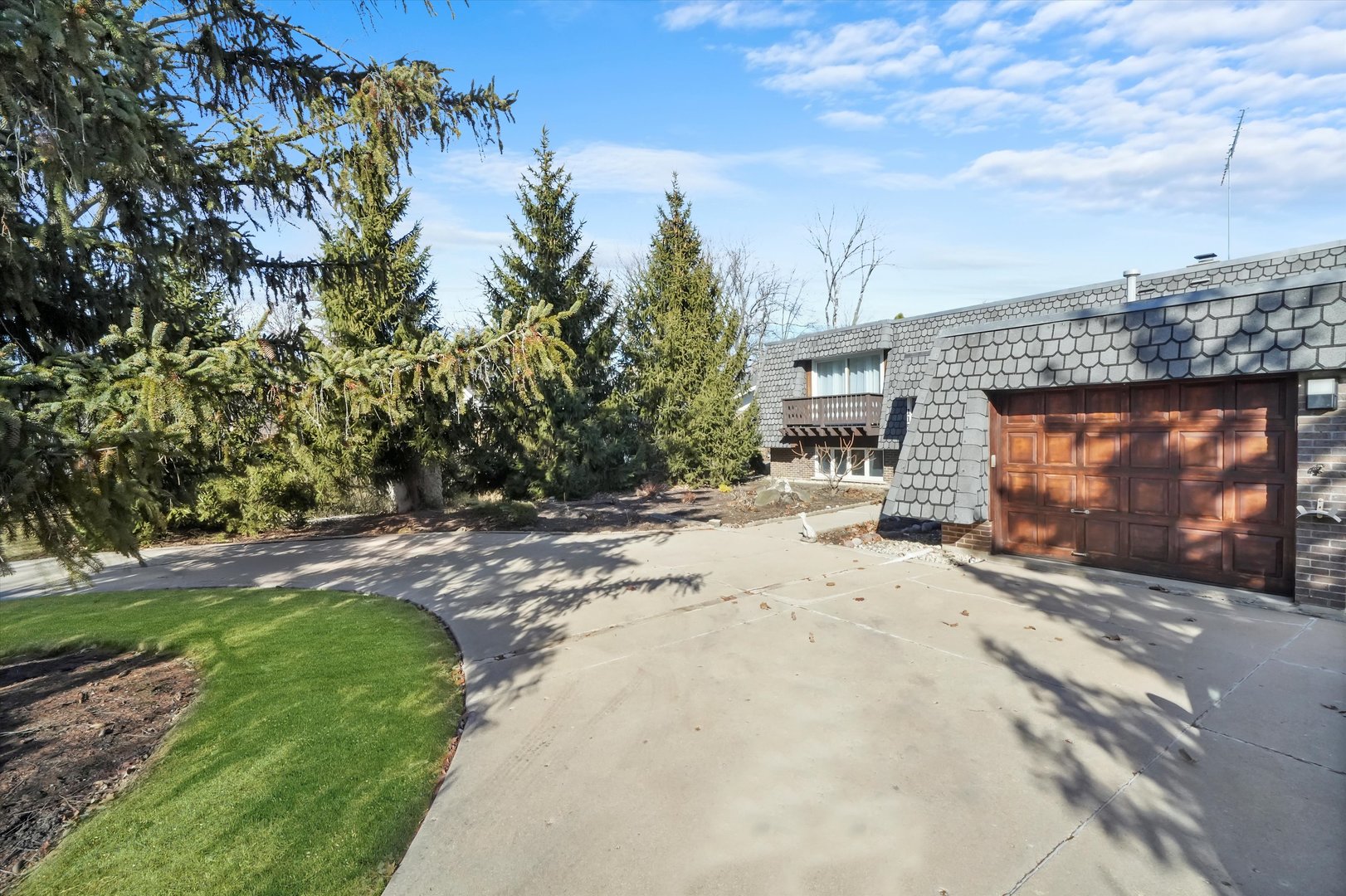115 Iroquois Trail