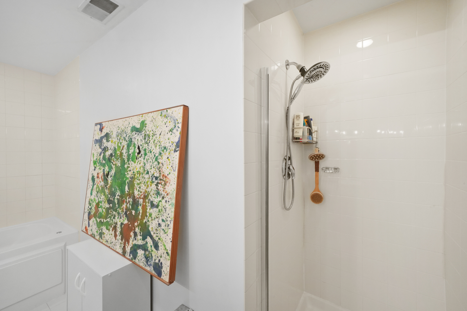 2307 W Wolfram Street Unit: 311