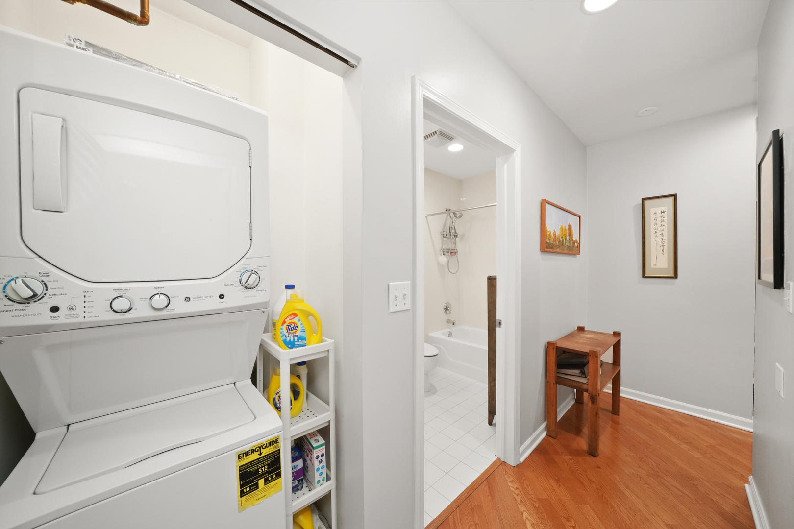 2307 W Wolfram Street Unit: 311