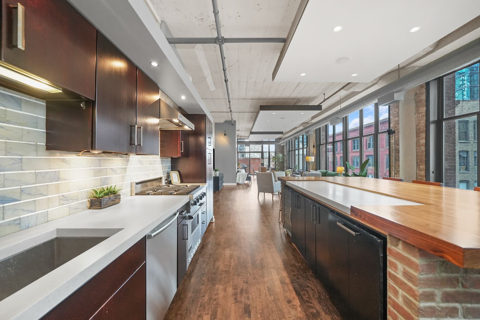 333 W Hubbard Street Unit: 510