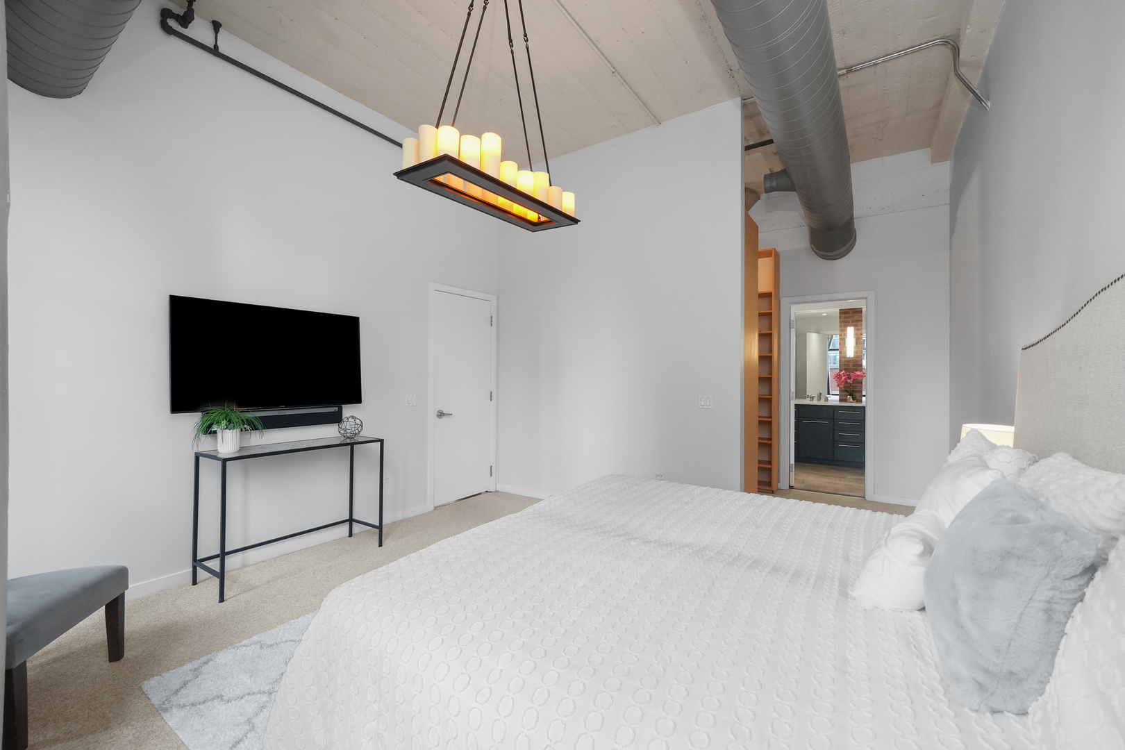 333 W Hubbard Street Unit: 510