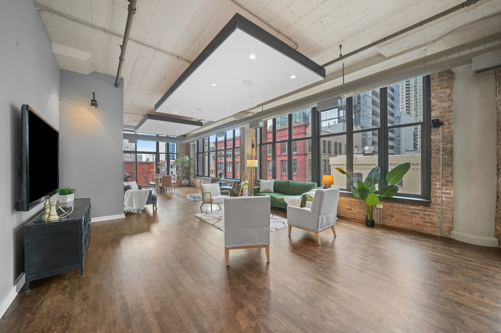 333 W Hubbard Street Unit: 510