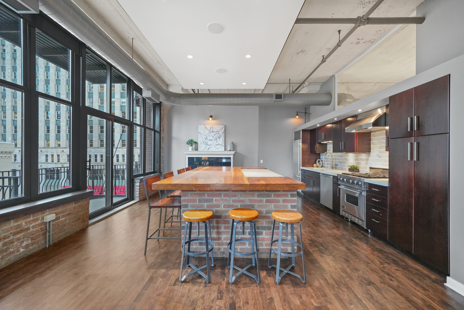 333 W Hubbard Street Unit: 510