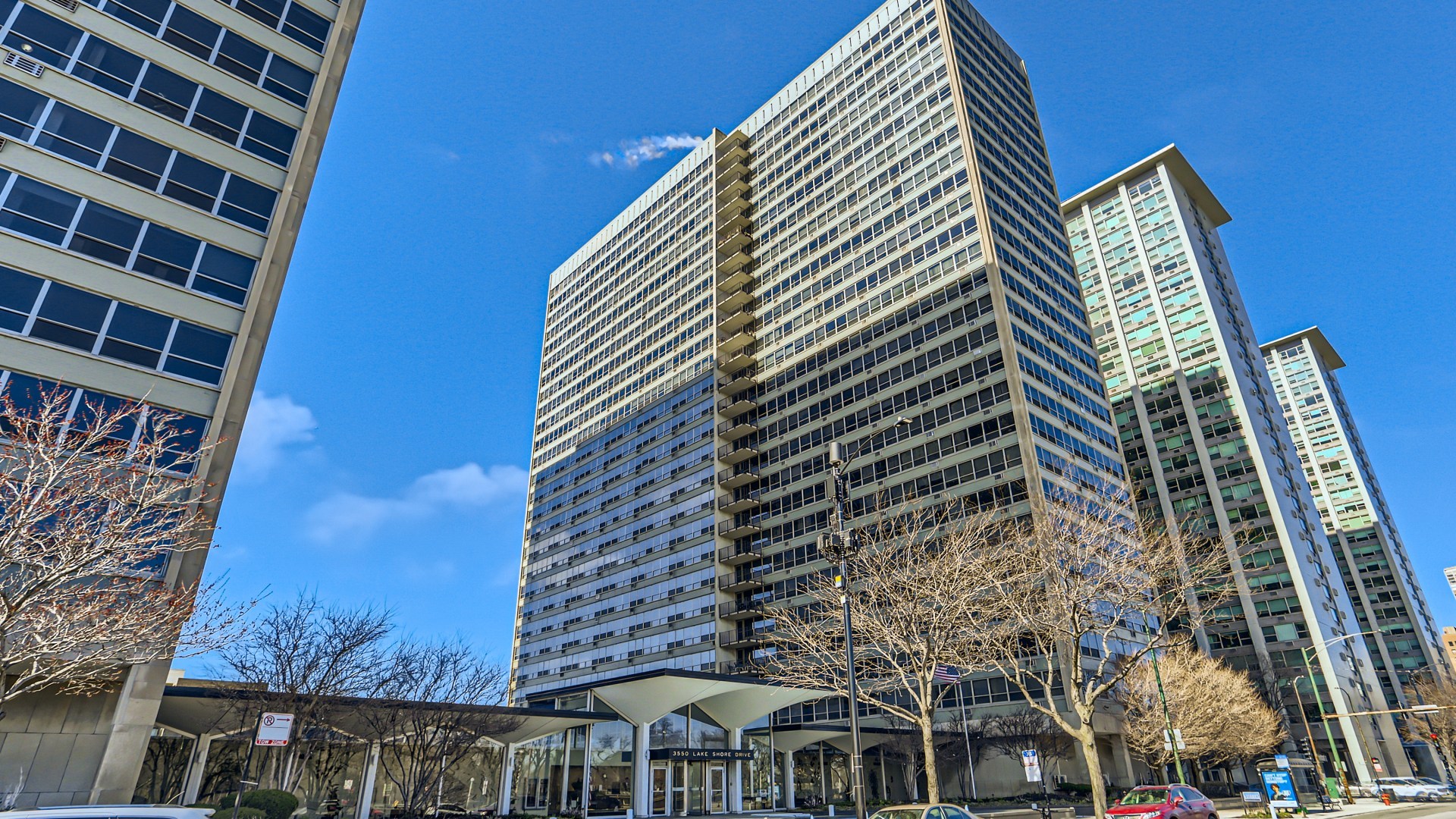 3550 N LAKE SHORE Drive Unit: 325