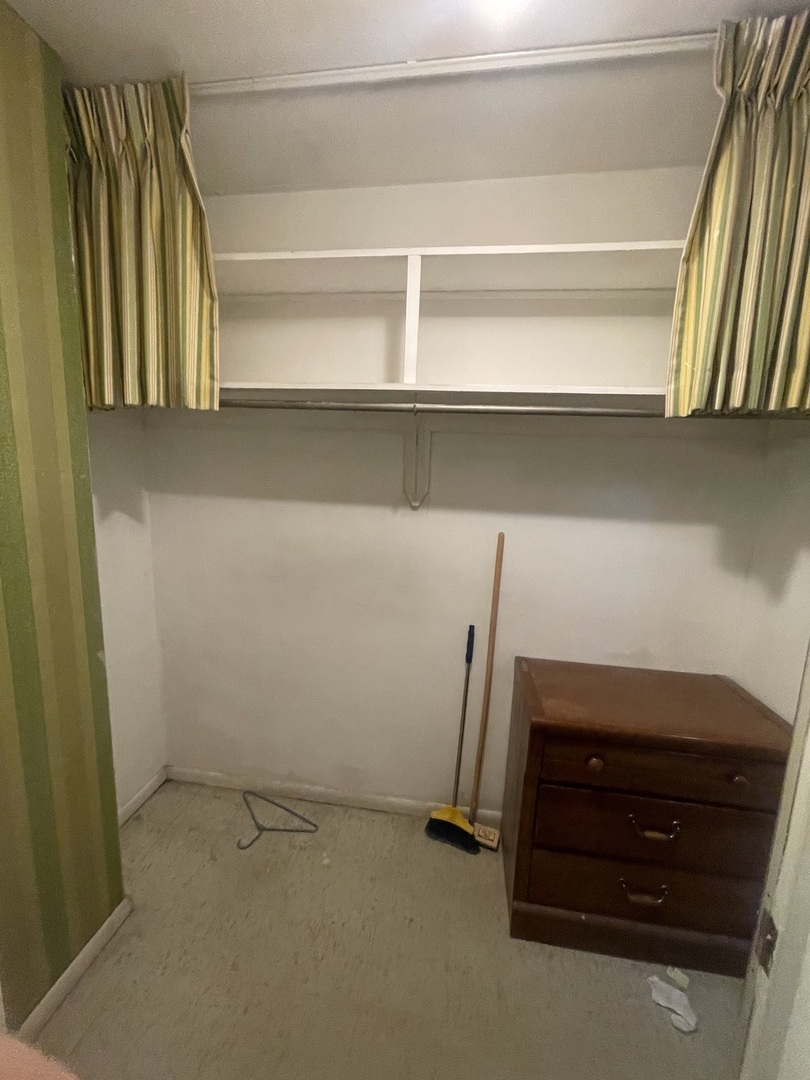 3550 N LAKE SHORE Drive Unit: 325