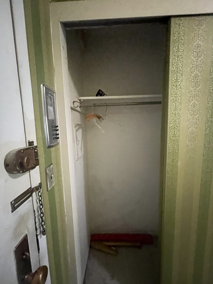 3550 N LAKE SHORE Drive Unit: 325