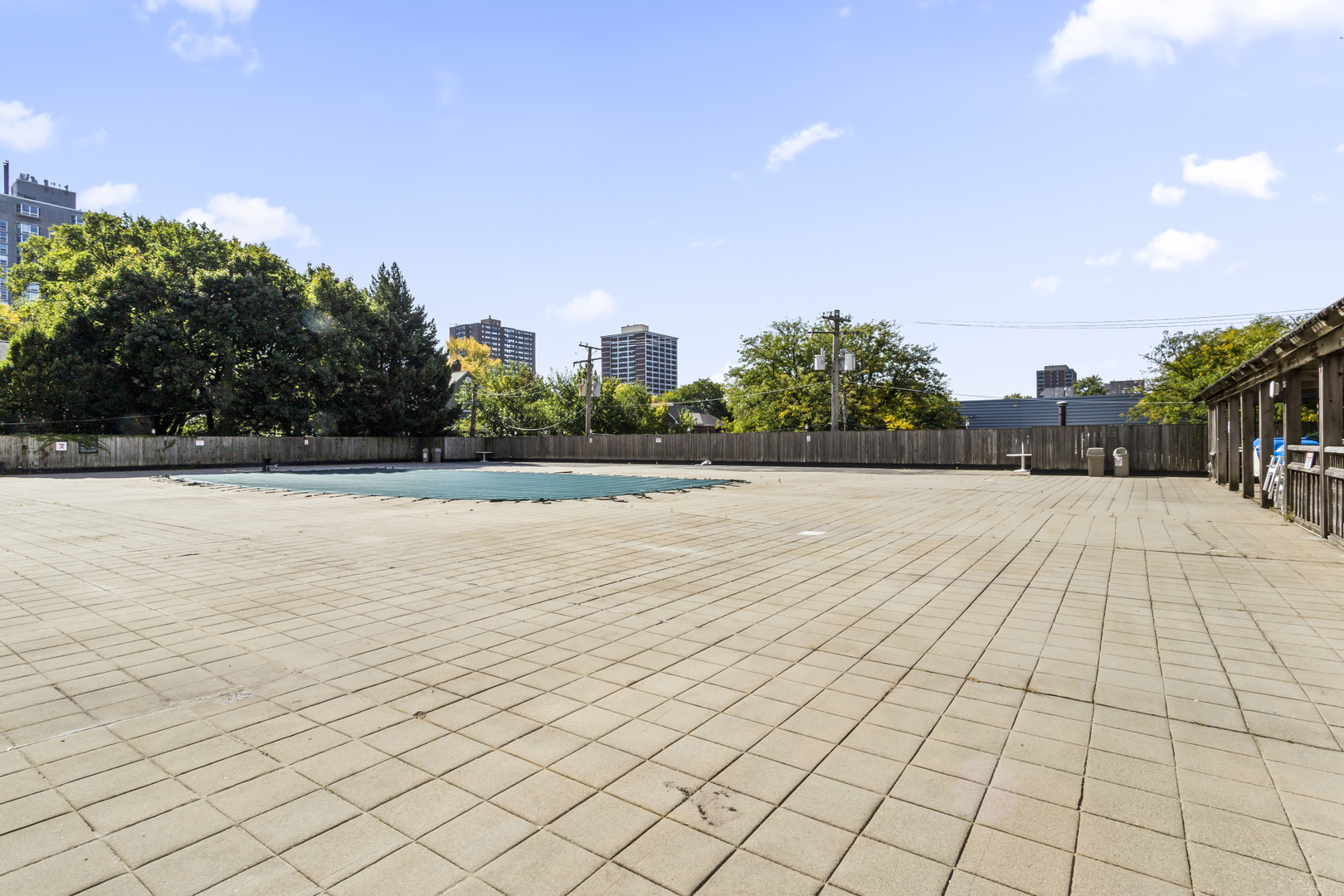 4250 N Marine Drive Unit: 322