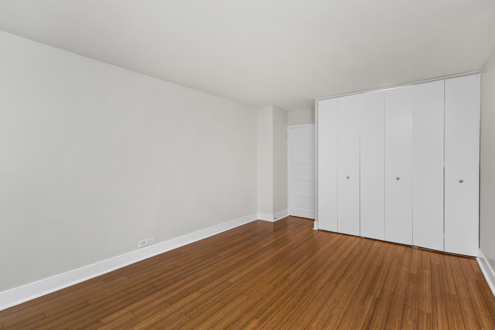 4250 N Marine Drive Unit: 322