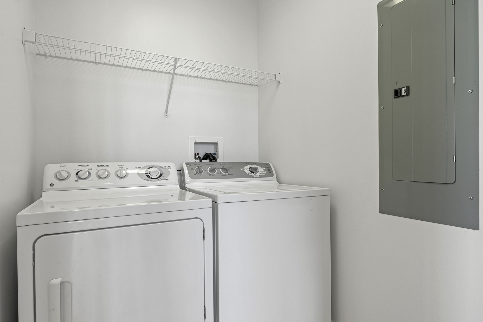 600 N Lake Shore Drive Unit: 2711