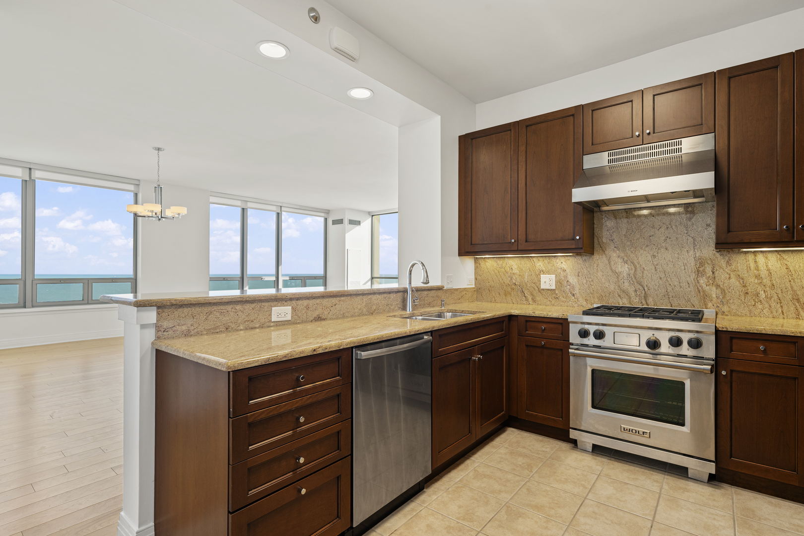 600 N Lake Shore Drive Unit: 2711