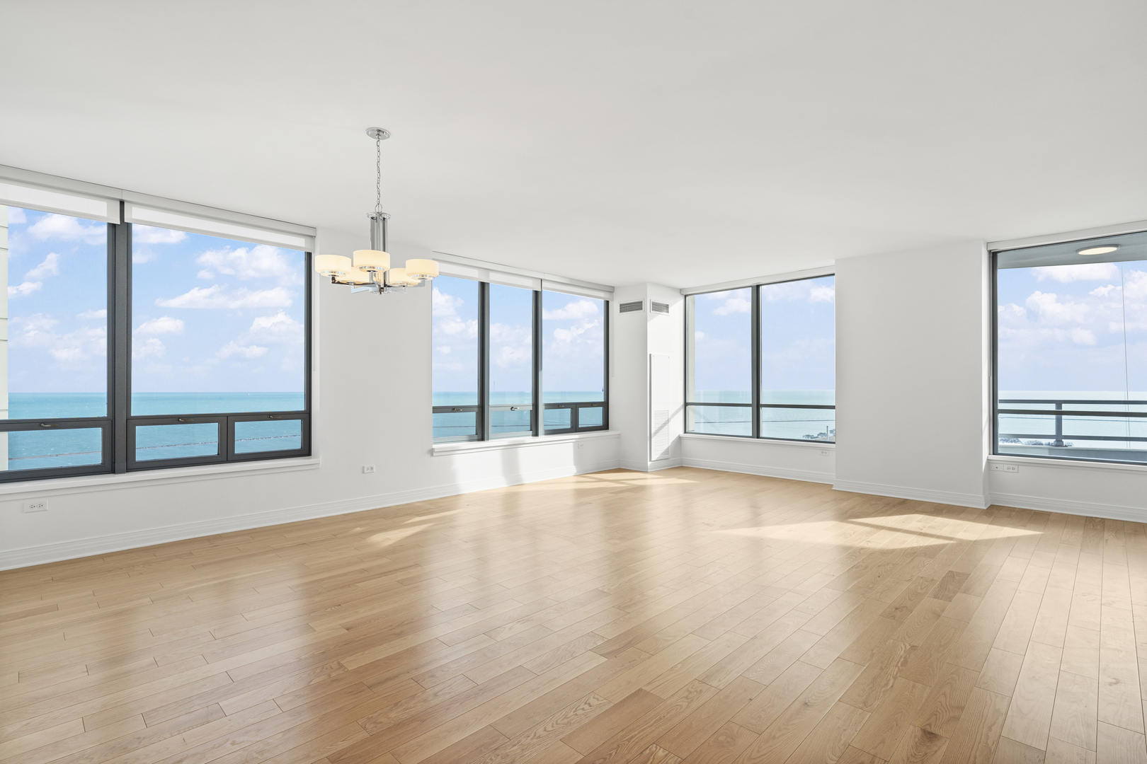 600 N Lake Shore Drive Unit: 2711
